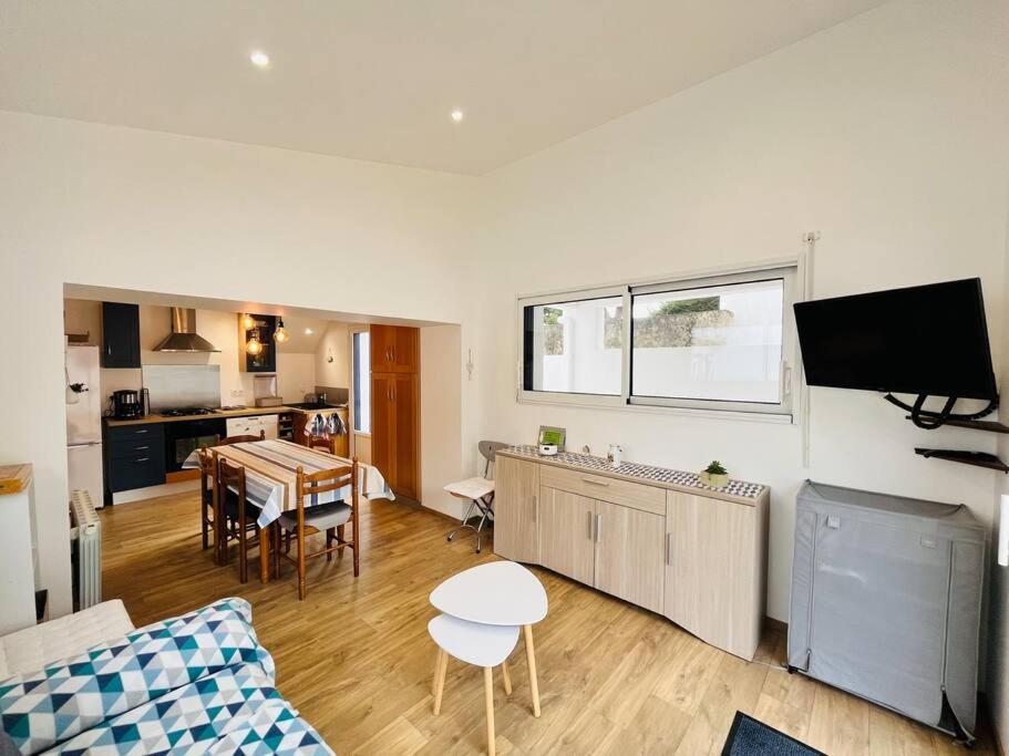 Holiday home Maison De La Pinede, Acces Direct Foret Et